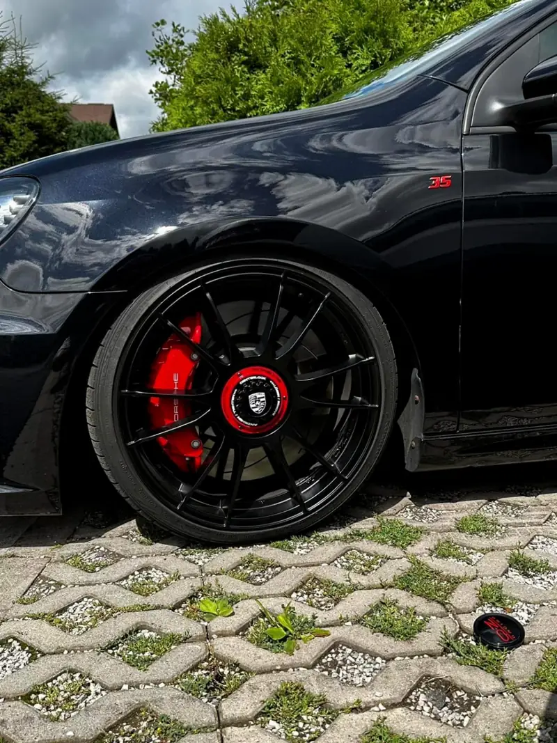 Centerlock krytka u zákazníka — fotka 4